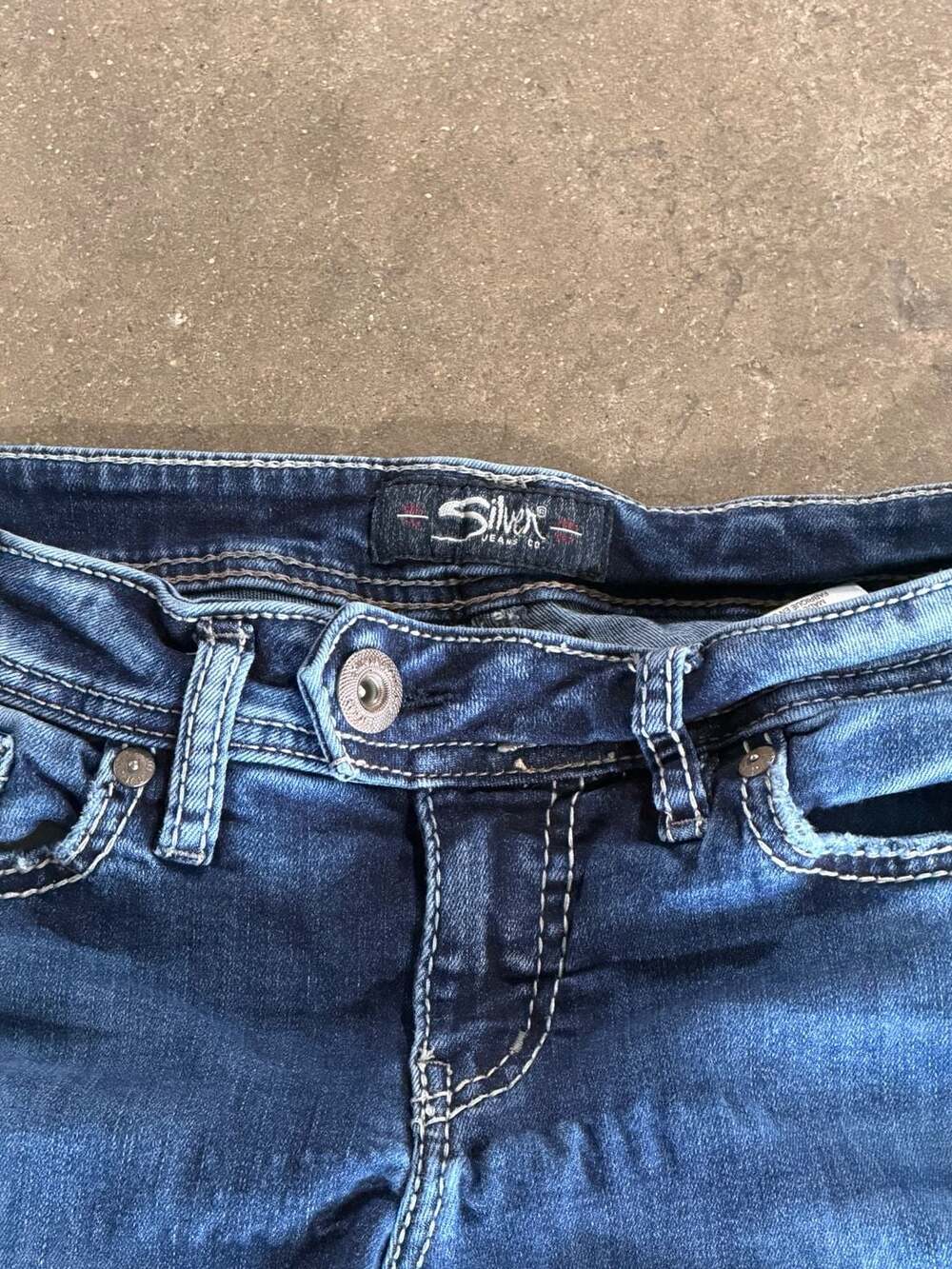 Silver Jeans Co. Tuesday Bootcut Jeans W29/L33 Blue Denim